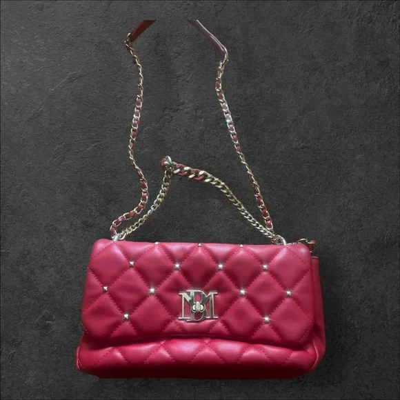 Badgley Mischka Red Quilted Crossbody Bag - Picture 14 of 16